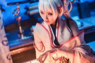 Akisoso秋楚楚摄影作品集：探索伊利雅美游的创意图库资源之旅