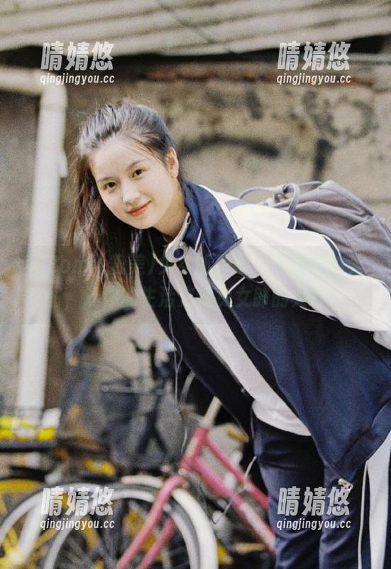 向Bomi(普美)兔女郎致敬，下载她的美图，让你的生活充满兔女郎的灵动！