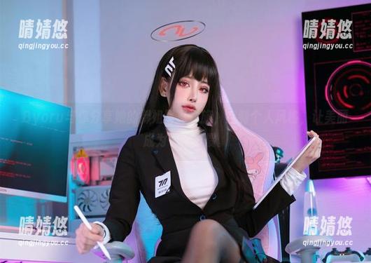 Byoru Byoru与你分享她的御姐写真之旅,定制个人风格,让美丽成为一种习惯。