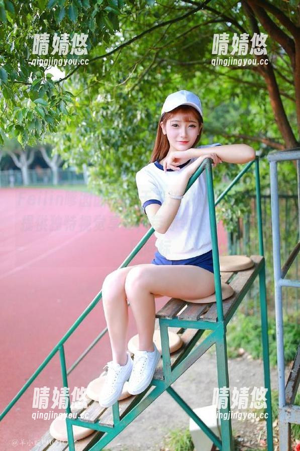 Feilin嗲囡囡 - 周于希连体衣图册，免费提供独特视觉享受，带你领略时尚潮流的风向标