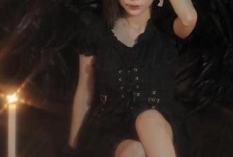 Feilin嗲囡囡 – 娜依灵儿热爱瑜伽的写真图包，展现灵动之姿与自然之美