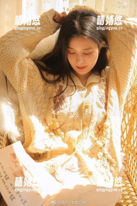 Feilin嗲囡囡 - 尽情欣赏李筱乔jo的美腿写真：多款精美图片与清晰原图分享！
