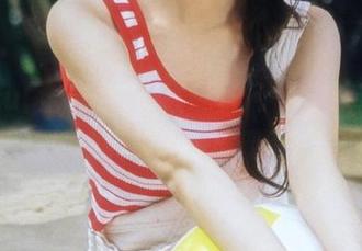 “G.su(全智秀)”展现非凡气质，定制礼服写真将她的灵动之美展现得淋漓尽致！