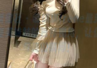 IMiss爱蜜社 – 萌琪琪Irene最新写真集来袭，甜美妹妹的独特视角，让你感受爱与美的瞬间！
