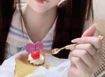 IMiss爱蜜社 – 萌白酱最新户外全套写真原图，轻松展现她的青春气息，赶快来围观吧！