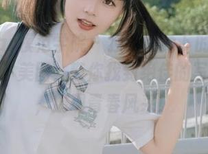 MFStar模范学院 – 独特视角下的“冷不丁泳衣”美图，带你找到绝佳的写真资源，展现青春风采！