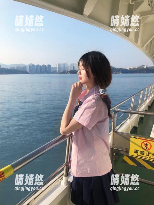MFStar模范学院 - 免费分享吴思晚的油亮图包，捕捉她轻盈优雅的每一个瞬间与魅力