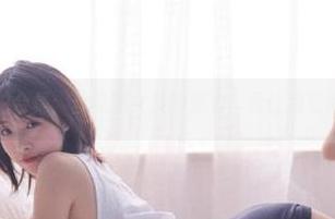 喵糖映画私拍合集：丝袜酷女孩的魅力，竟让我觉得有点无奈？