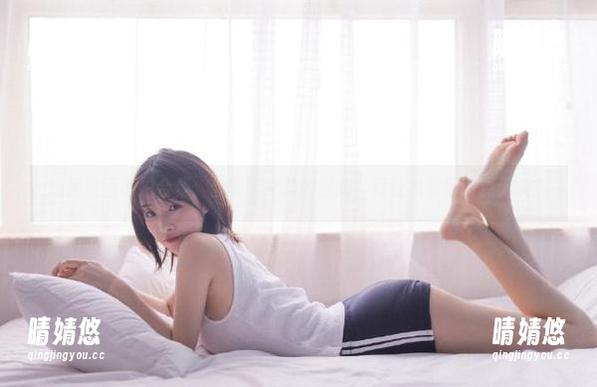 喵糖映画私拍合集：丝袜酷女孩的魅力，竟让我觉得有点无奈？