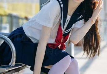 MintYe薄荷叶 – 这一季，Lunana_lee的水手服作品免费分享，准备好被萌化了吗？
