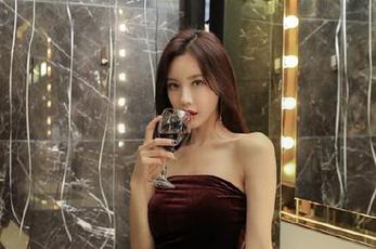 MyGirl美媛馆 – 奈美nana制服高清写真，精选壁纸，带你感受她灵动清新的魅力