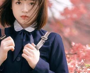 引人入胜的PoppaChan眼镜美图，畅享无限创意资源！