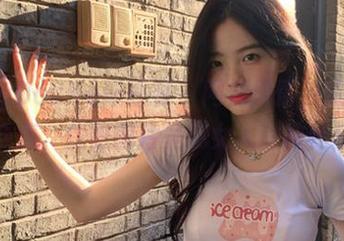 QingDouKe青豆客 – 网袜风情，施忆佳写真合集，优雅图片呈现女人的神秘与魅力