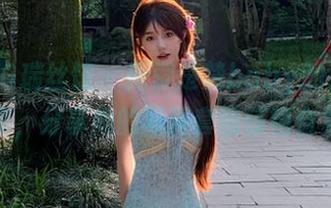 RUISG瑞丝馆 – 探索楚楚baby的清新浴室，分享她的写真套图惊艳合集