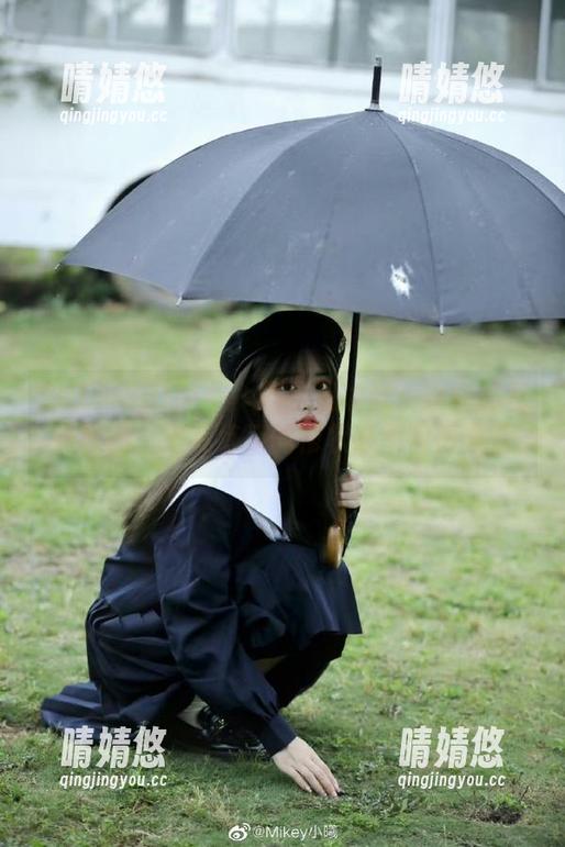 SHENSHI绅士 - 不只是瑜伽：琳琳的写真套图，把我练习的惨状毫不留情展示