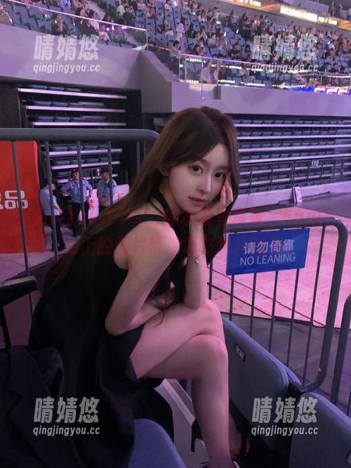 Tomiko(とみこ)的水着写真秀，Fantia上的照片带你领略夏日魅力