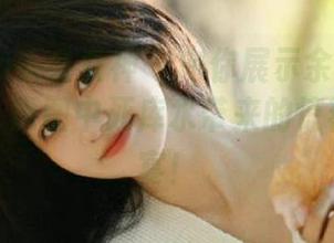 TouTiao头条女神 – 向你展示余心曼的私房秘密，原图中死库水带来的惊艳视觉盛宴！
