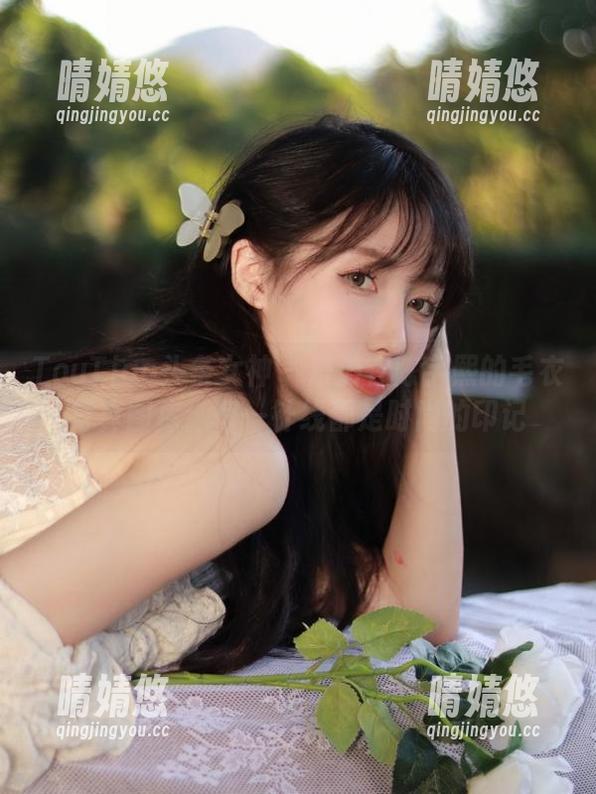 TouTiao头条女神 - 漫游在陈宇熙的毛衣写真图库：每一针线都是时尚的印记