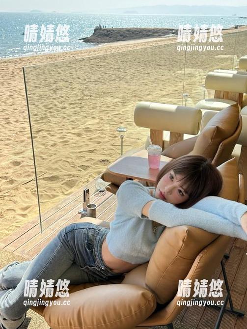 UGirls尤果网 - 张馥棋妹妹的高清原图写真，绽放如花般的迷人微笑