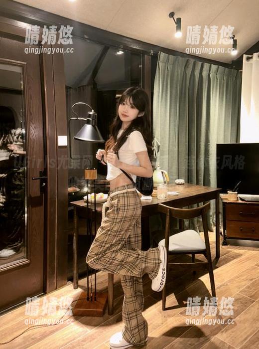 UGirls尤果网 - 邂逅谭睿琪，连体衣风格的绝美图片资源展示！