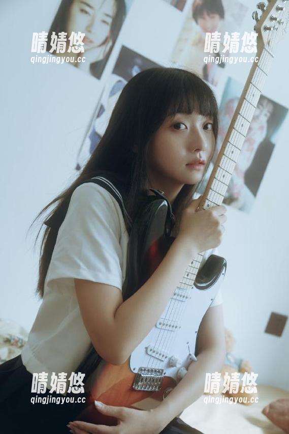 UGirls尤果网 - 私房写真佳作：颜亦汐双马尾作品传递甜美气息
