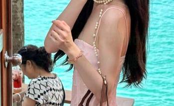 XIAOYU语画界 – 徐莉芝Booty的纯白图集，感受自然光影中的唯美瞬间