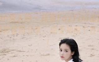 Xiuren秀人网 – 探索FoxYini孟狐狸女友的精彩套图分享，感受她的个性与韵味！