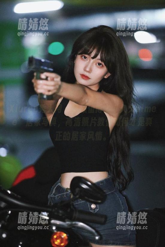 Xiuren秀人网 - 高颜值博主“久久aimee”居家写真，高清照片教你如何才是真正的居家风情。