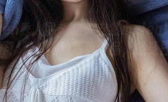 Xiuren秀人网 – 走入安然maleah的日常世界：观看她的写真作品，感受日常之美