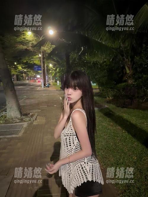 Xiuren秀人网 - 跟随戴允祺zoe，最新写真集展现运动之美，点燃你的运动激情