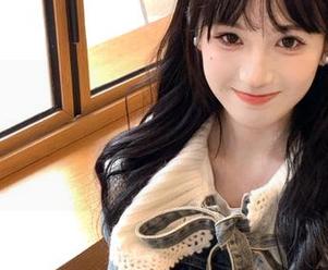 Xiuren秀人网 – 抖娘利世双马尾写真盛宴：分享最甜美的原图，感受她的魅力吧！
