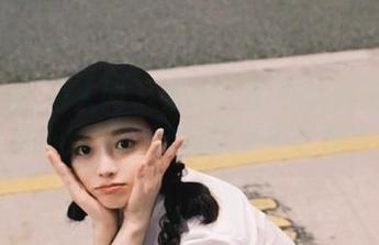 Xiuren秀人网 – 爱写真的小伙伴们看过来！是小逗逗的御姐图集免费放送中！