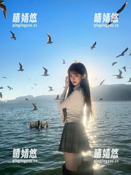 Xiuren秀人网 - 衬托出迷人气质，杨欣欣旗袍私拍套图，一场视觉盛宴
