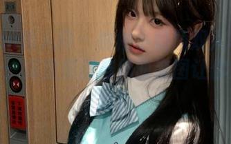 Xiuren秀人网 – 柚柚小奶瓶双人写真作品集合：深度原图与绚丽套图让你流连忘返！