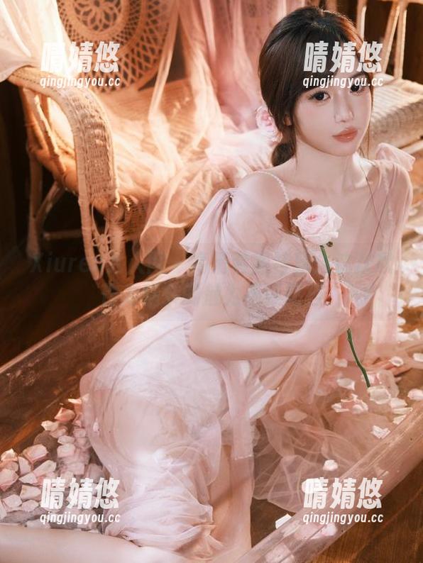 Xiuren秀人网-沈欢欣 Xiuren秀人网 - 高清套图特辑:沈欢欣作为秘书的魅力不可阻挡