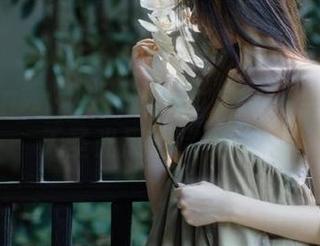 Xiuren秀人网 – 甜七七白丝作品曝光，无圣光展现完美身材