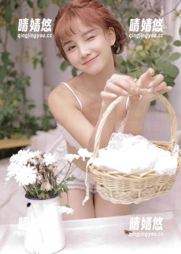 Xiuren秀人网-白白Alina Xiuren秀人网 - 走进白白Alina的纯白世界,高清写真集为你揭示她的时尚密码!