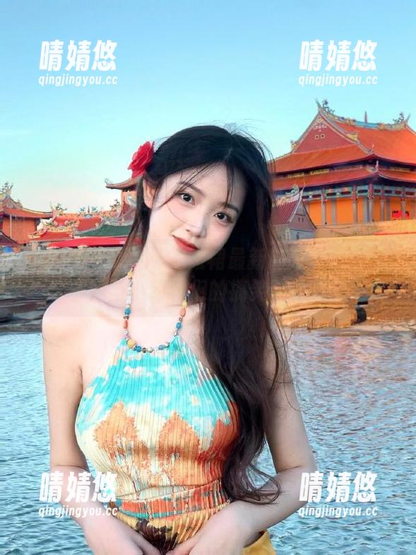 Xiuren秀人网 - 短裙最新创意：白诗雅分享她与小动物们的搞笑互动写真！