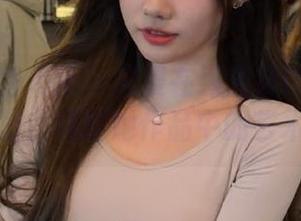 Xiuren秀人网 – 沉浸在绮里嘉Carina蕾丝图集里，领略她作品中的艺术与激情