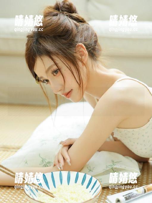 Xiuren秀人网 - 畅游蛋蛋宝夏日写真，美图与壁纸打造无尽夏日幻想