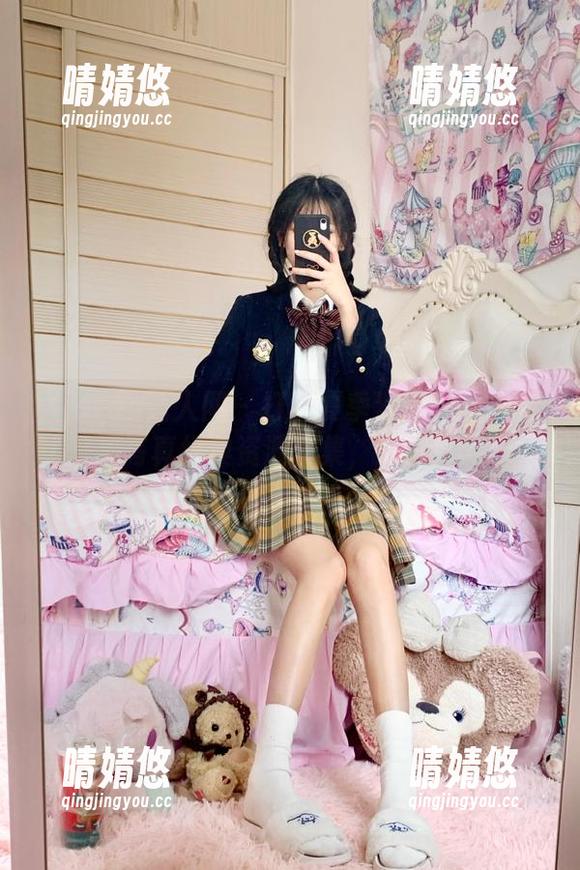 Xiuren秀人网 - 打造夏季梦想：谢小葱比基尼写真经典资源合集，尽情享受阳光