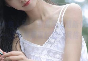 Xiuren秀人网 – 邹晶晶姐姐新作品更新：每一次写真展现的独特风格与魅力
