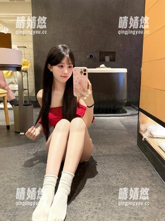 Xiuren秀人网-郑颖姗Bev Xiuren秀人网 - 郑颖姗Bev私拍比基尼图集:一场视觉盛宴,绝对让你大呼过瘾!