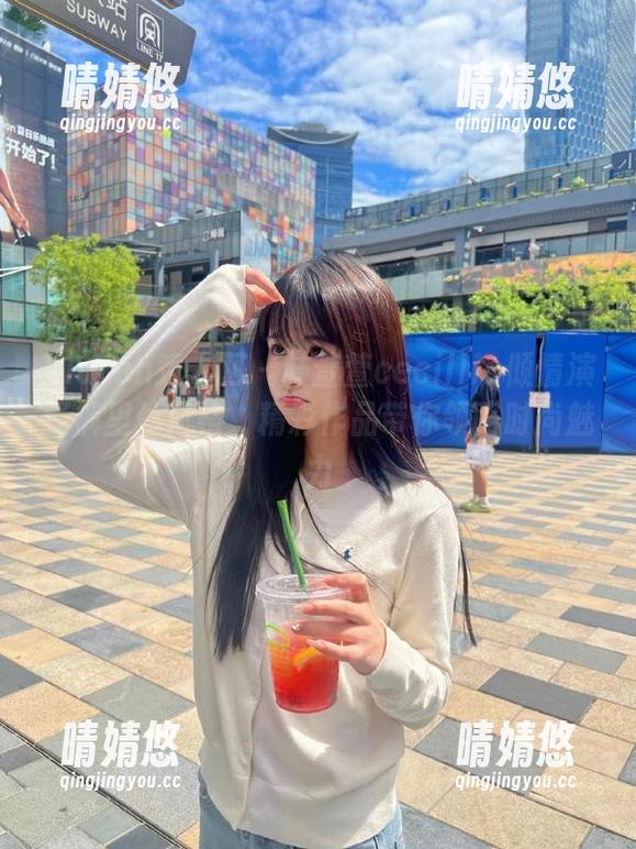 Xiuren秀人网-陆萱萱cecillia Xiuren秀人网 - 陆萱萱cecillia倾情演绎裤里丝风格,精彩作品带你领略时尚魅力