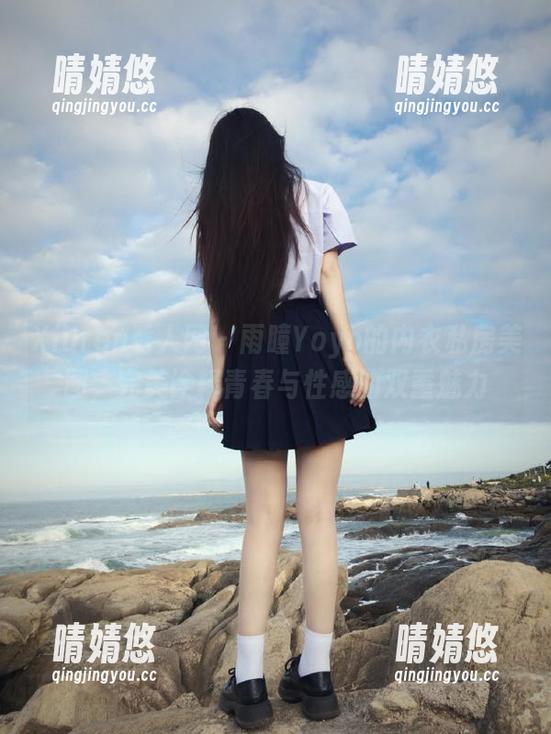 Xiuren秀人网 - 雨瞳Yoyo的内衣私房美图，完美诠释青春与性感的双重魅力