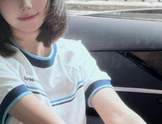 Xiuren秀人网 – 分享鱼子酱Fish的护士美图，全新视角带你领略白衣天使的柔情与力量！
