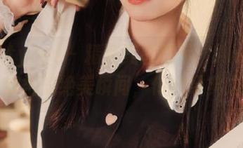 beautyleg – 精选美图展示：Anita身着旗袍的绝美瞬间，传递经典之美
