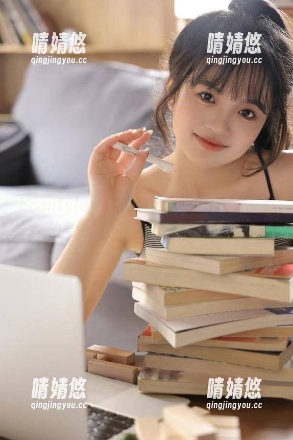 beautyleg - 追随Cindy女王，分享她的美图，一同感受艺术的魅力！