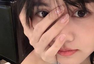 beautyleg – 见证Faye高跟鞋作品，观看她如何演绎经典与潮流