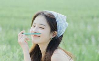 pans – 精选小柔纯白写真图库：透视她独特的纯净美感